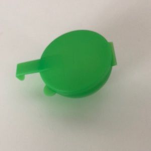 😊4 for $25😊 NEW TUPPERWARE ONION OR GARLIC HOLDER